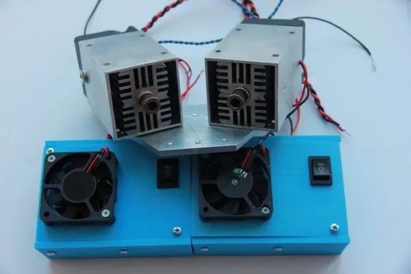 20 watt (20000 mw) double beam laser attachment for metal etching. Compatible with all CNC machines